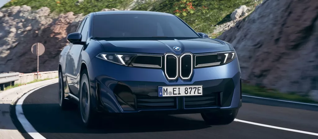 그랜저 값까지 내려온 BMW iX3 중고, 지금 사도 괜찮을까
