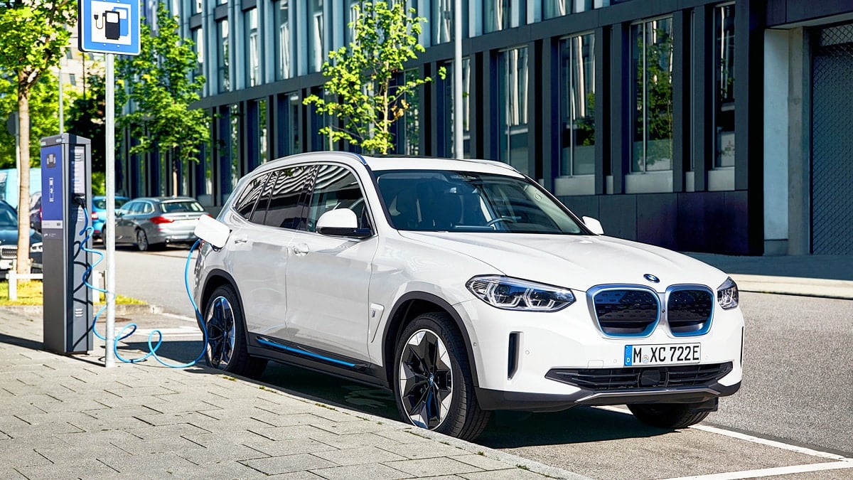 BMW iX3