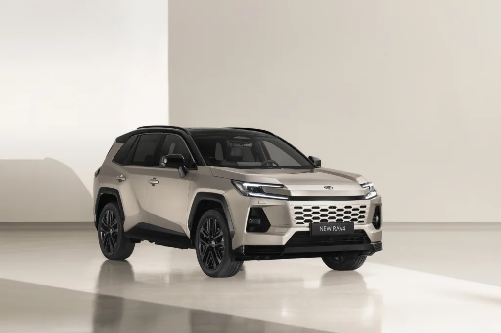 2026 all newrav4 static 003 https://mobilityground.com/wp-content/uploads/2025/10/2026-all-newrav4-static-001.webp