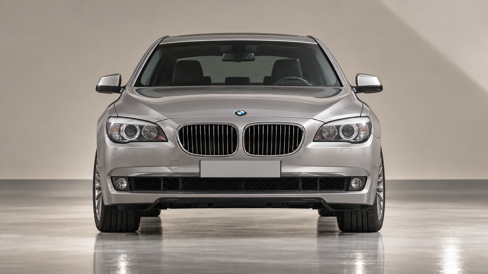 BMW 740Li F02 참고 차량 이미지