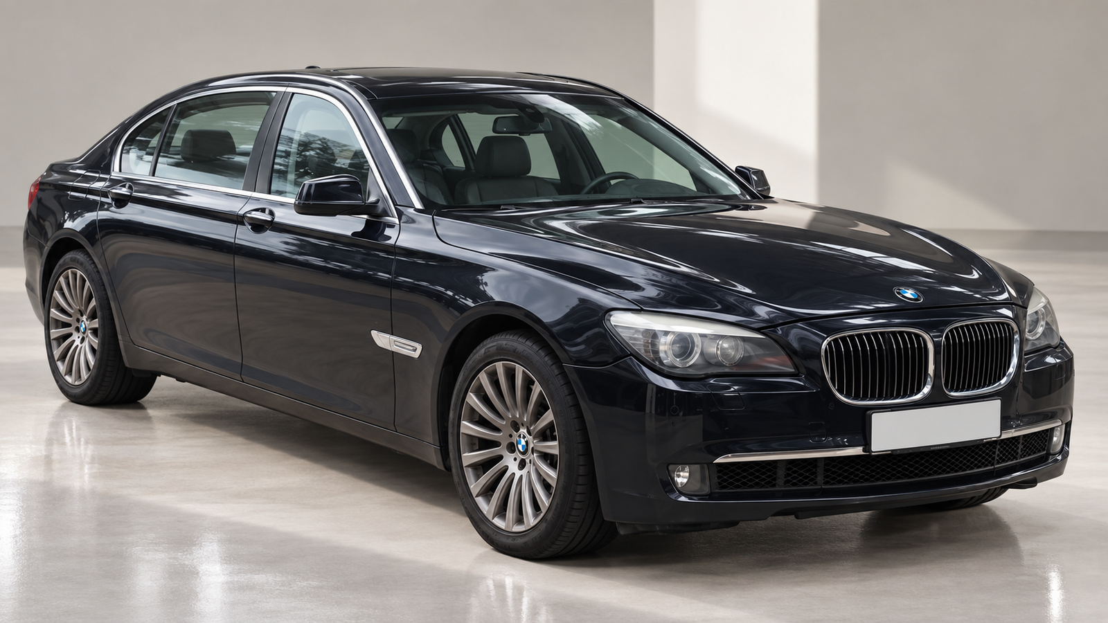 BMW 740Li F02 참고 차량 이미지
